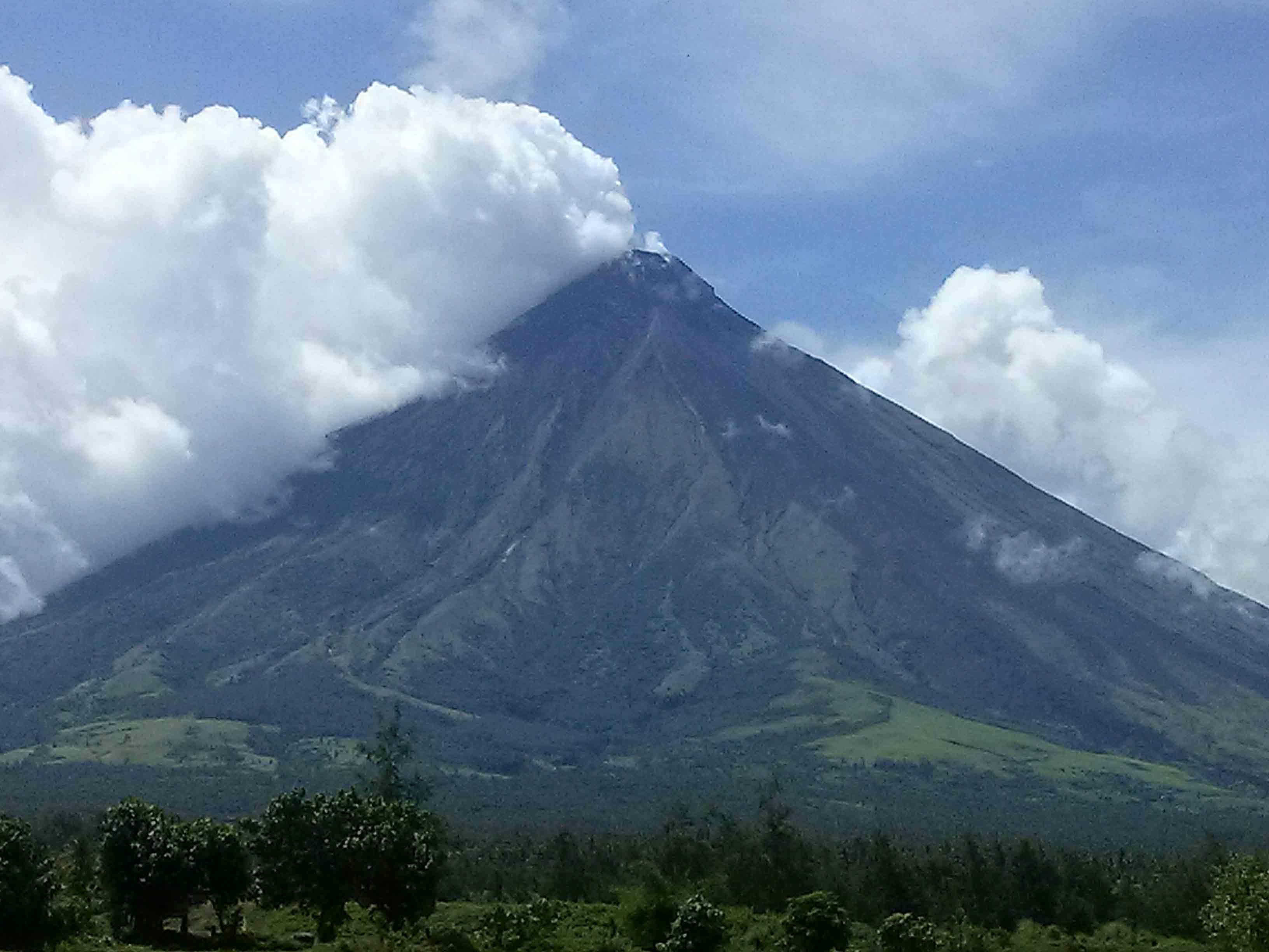 List Of Active Volcanoes In The Philippines Wikipedia